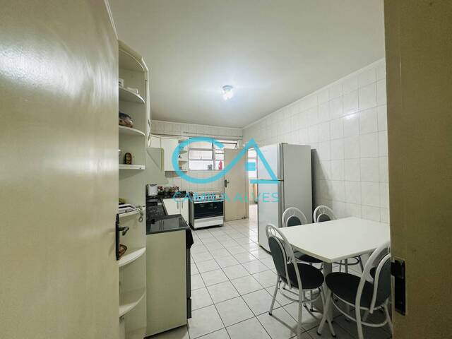 #0038 - Apartamento para Venda em Santos - SP