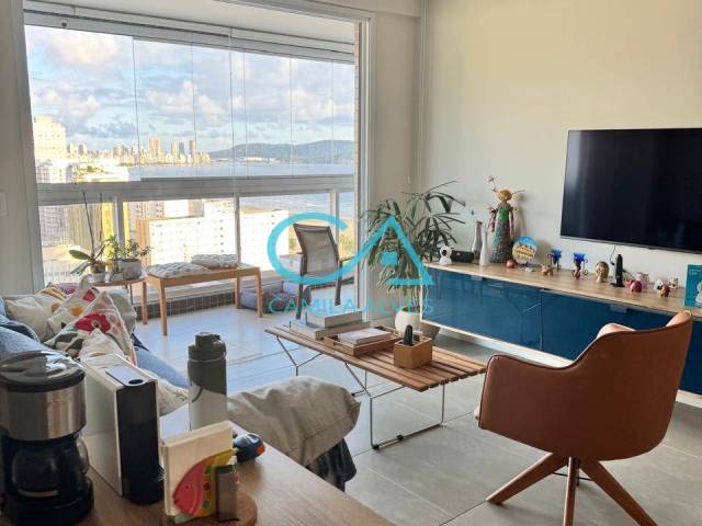 #100 - Apartamento para Venda em Santos - SP