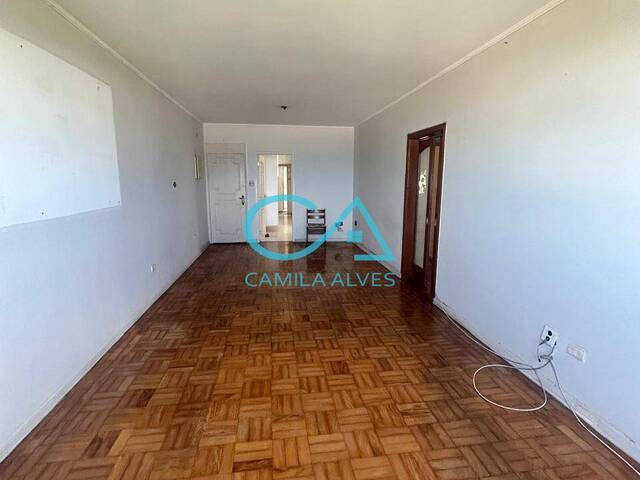 #118 - Apartamento para Venda em Santos - SP