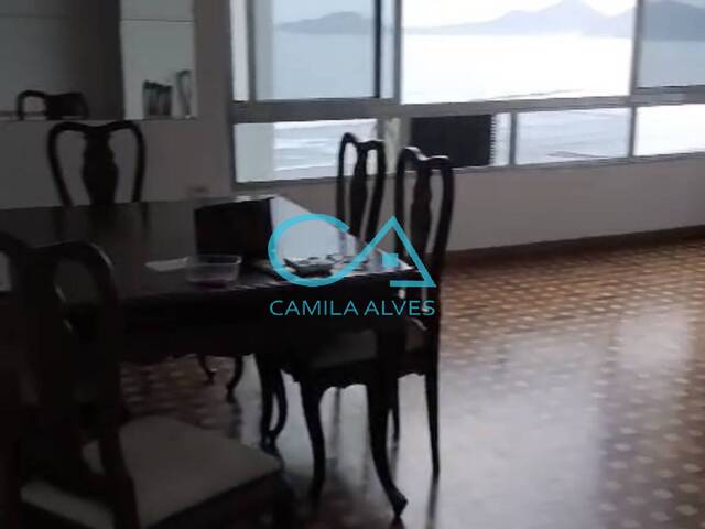 #155 - Apartamento para Venda em Santos - SP