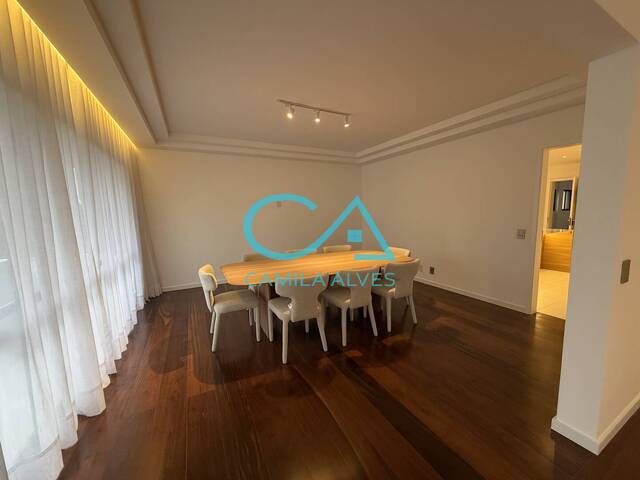 #163 - Apartamento para Venda em Santos - SP