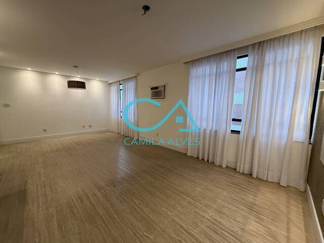 #168 - Apartamento para Venda em Santos - SP